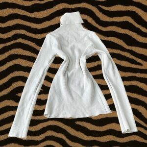 SHEIN White Fitted Ribbed Turtleneck – Size Small ‎